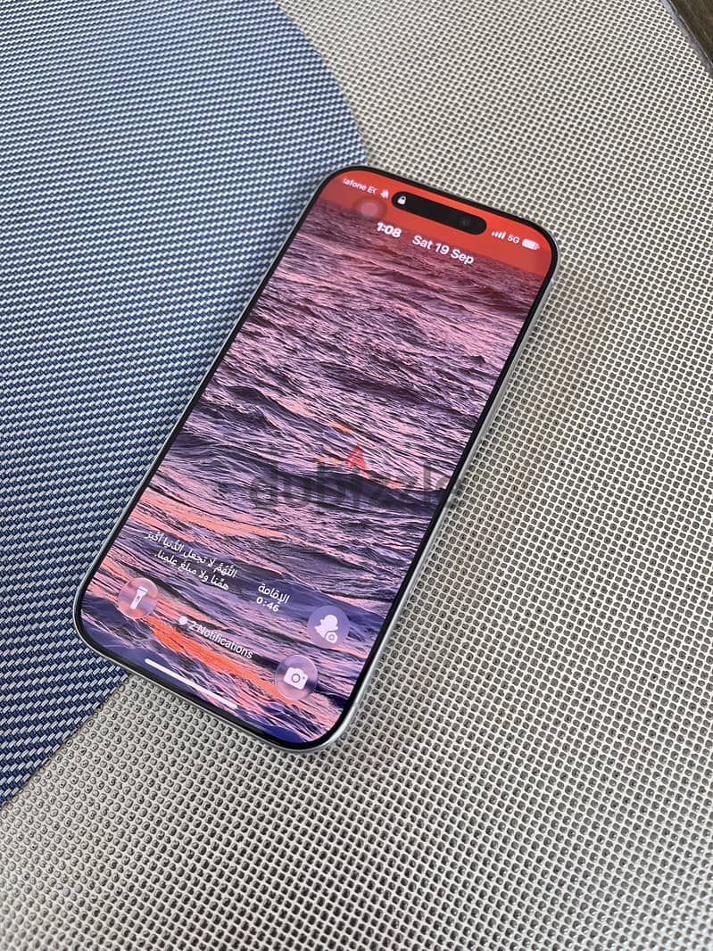 Apple - iPhone 16 Pro 6