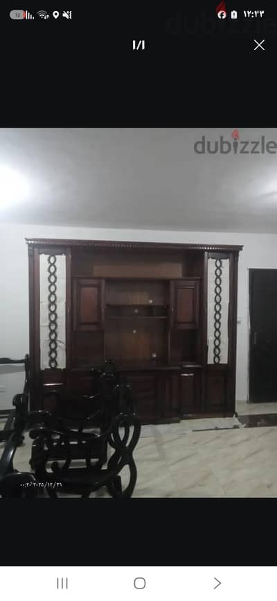 مكتبه