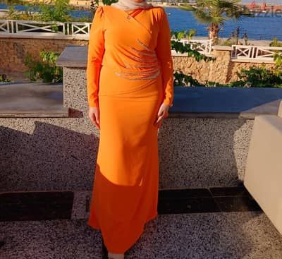فستان سوارية