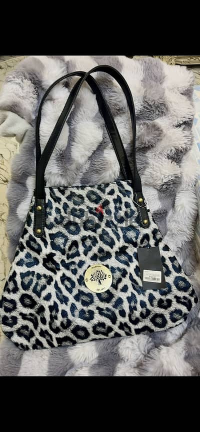حقيبة كتف توت بنقشة الفهد (Leopard Print Canvas/Leather Tote):
