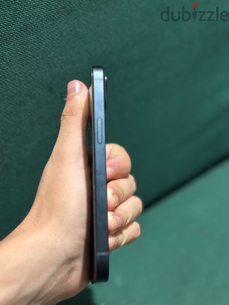 Apple - iPhone 13 4