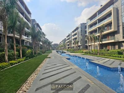 شقة للبيع بحديقة لافييستا باتيو سولا الشروق Lavista patio Sola أمام مدينتي بجوار لايفستا بايتو 5 والباتيو4 دقايق من الجامعة البريطاينة بفيو عل pools