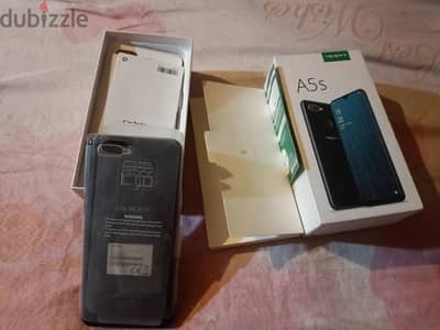 اوبو a5s معاه الكرتونه والشاحن