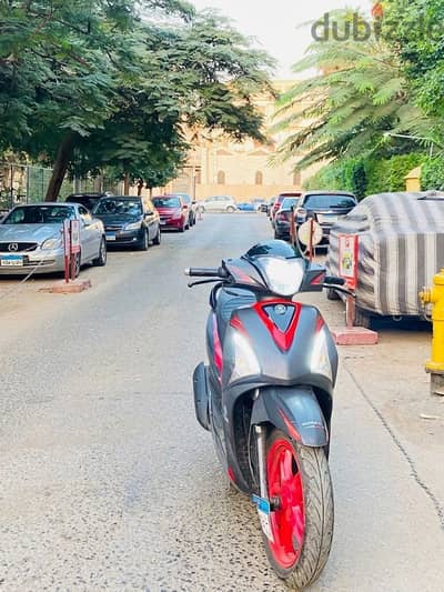 اسكوتر st plus مستعمل في حاله جيده