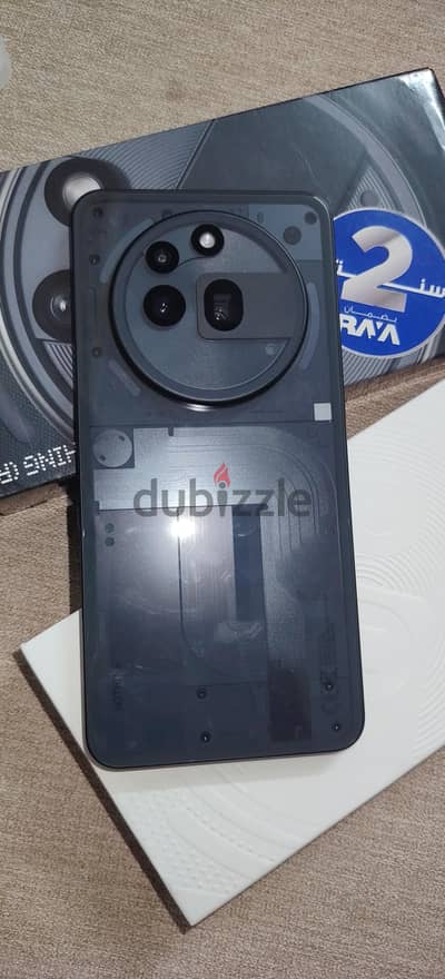 nathing 3a pro 256/12 بحاله ممتازه للبيع او للبدل