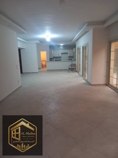 Spacious 400m Apartment with Garden/Roof for Rent in Al Rehab - Kitchen & Dressing Included