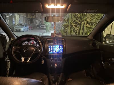 Renault Logan 2017