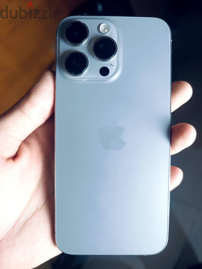 Apple - iPhone 15 Pro Max 4