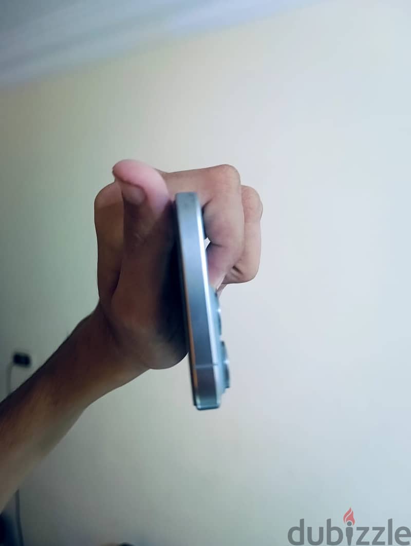 Apple - iPhone 15 Pro Max 8