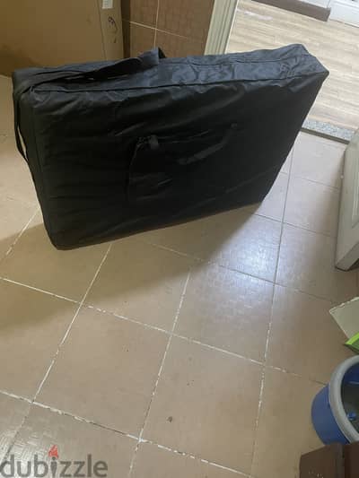 شاذلونج طبي قابل للطي