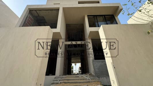 Standalone villa + private swimming pool Ready to Move  semi-finished for sale in LakeView Boutique