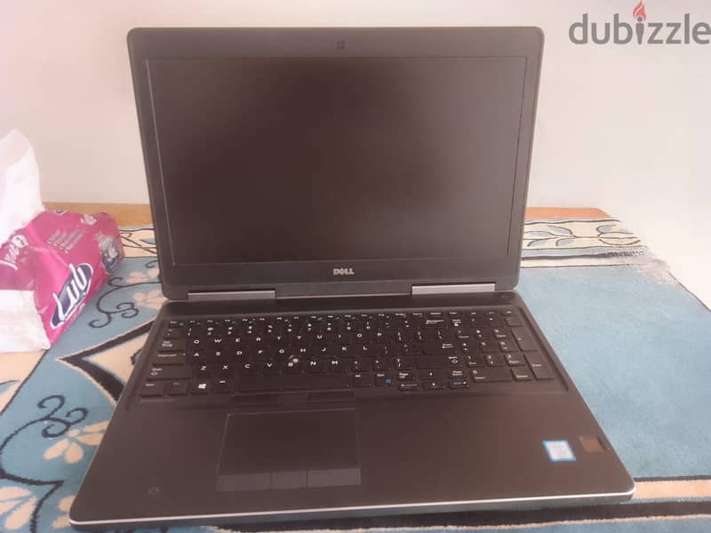 Dell precision 7520 8