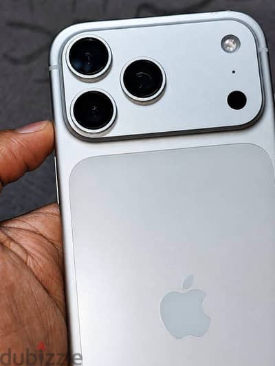Apple - iPhone 17 Pro Max