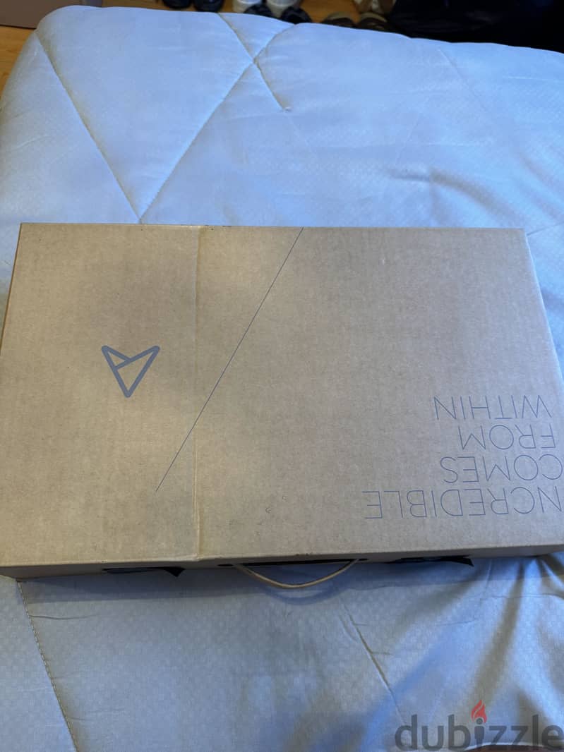 Asus Zenbook A14 Snapdragon X Elite 6