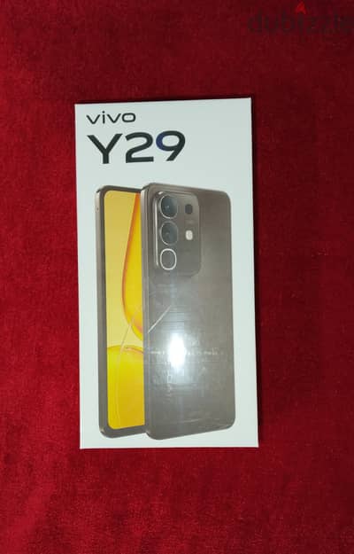 موبايل ViVO Y29 اللون الأبيض 128-8 بحالة الزيرو حرفيآ
