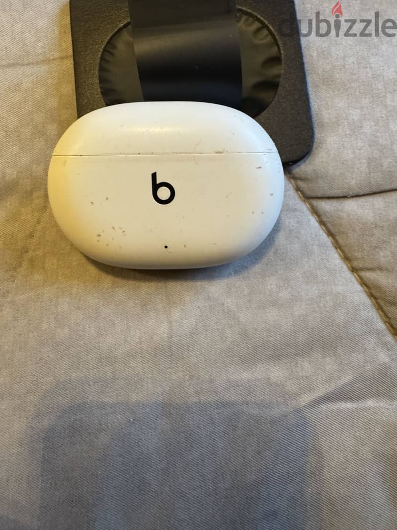 Beats Studio buds 2