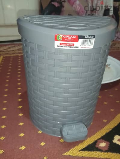 سله نظافه  رتان  ماركه الهلال والنجمه الذهبيه