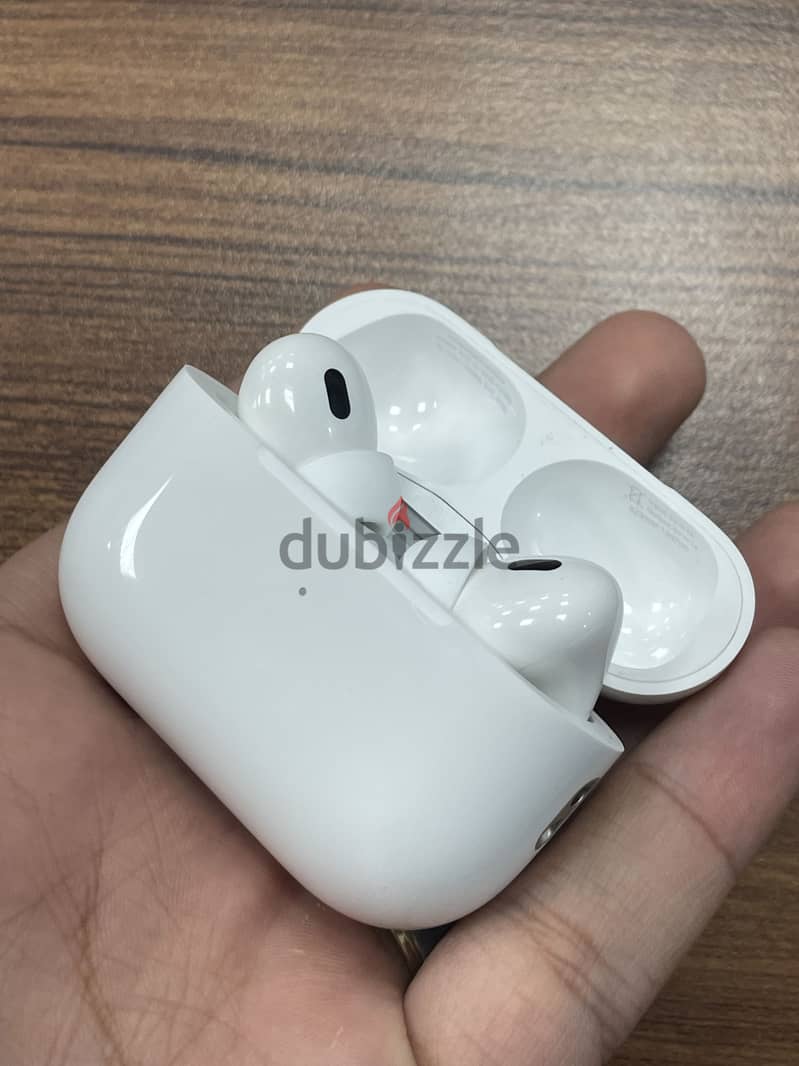 Airpods pro 2 noise cancellation 1