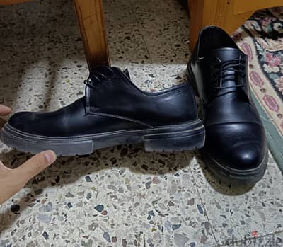 جزمه كلاسيك شانكي سوده مقاس ٤٦