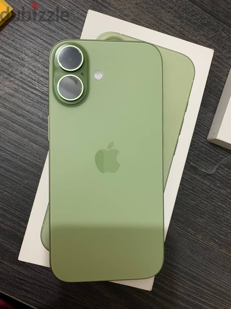 Apple - iPhone 17 3