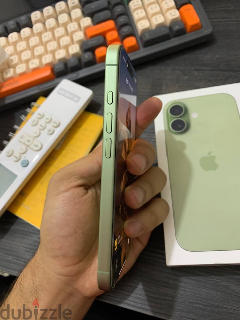 Apple - iPhone 17 5