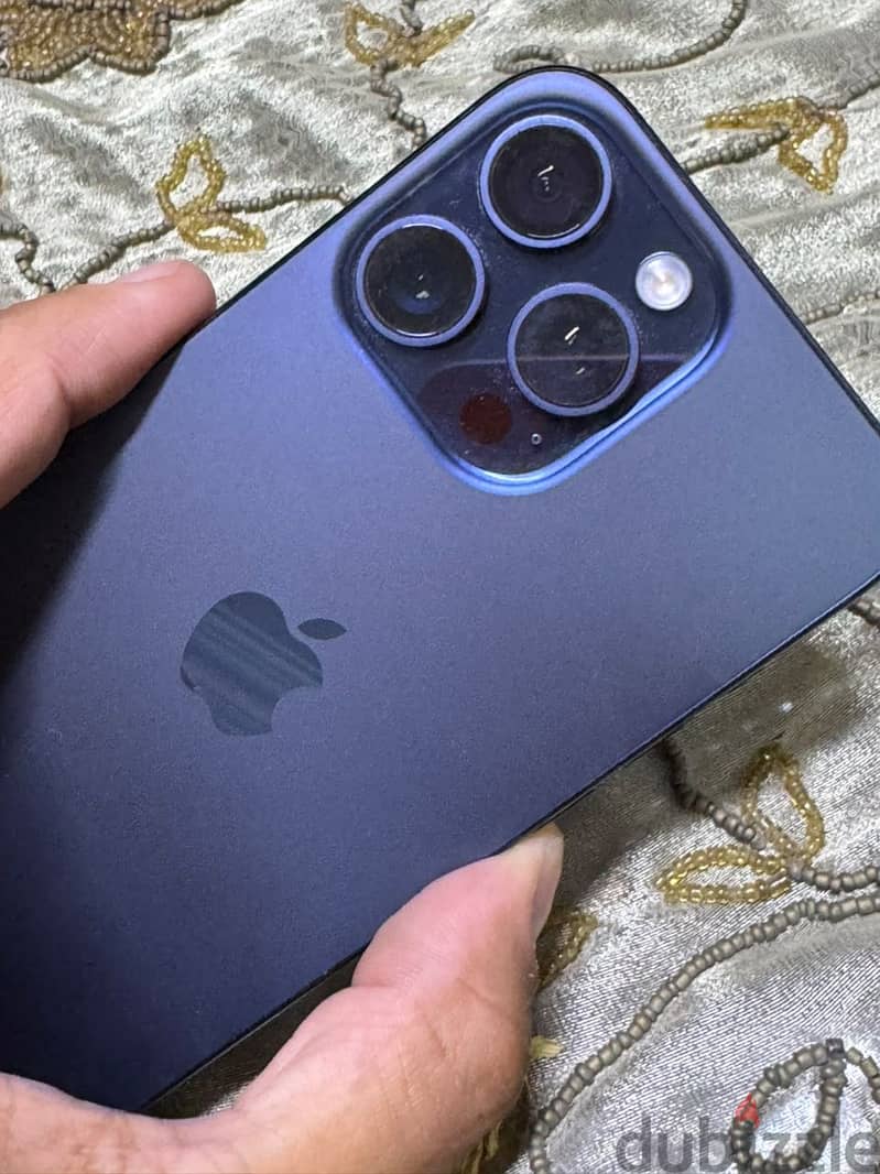 Apple - iPhone 15 Pro Max 1