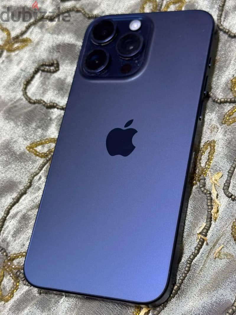 Apple - iPhone 15 Pro Max 2