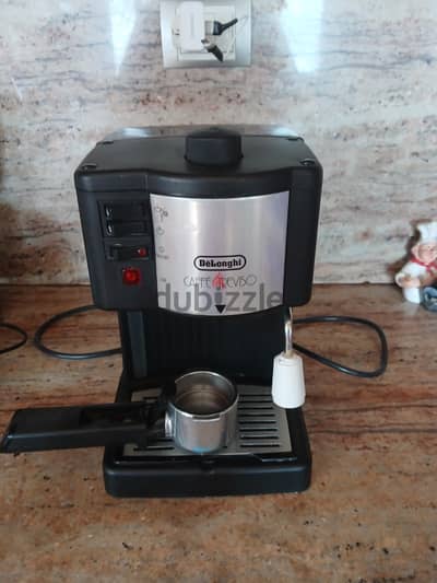 ماكينة قهوه اسبيرسو Delonghi