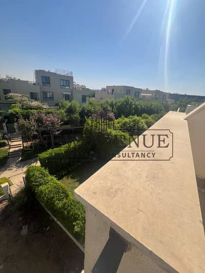 Only Middle Townhouse 257 Sqm Under Market Price Ready to move for sale in Villette Golden Square