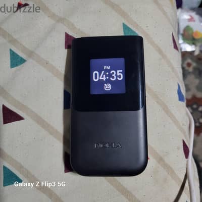 Nokia 2720 Flip