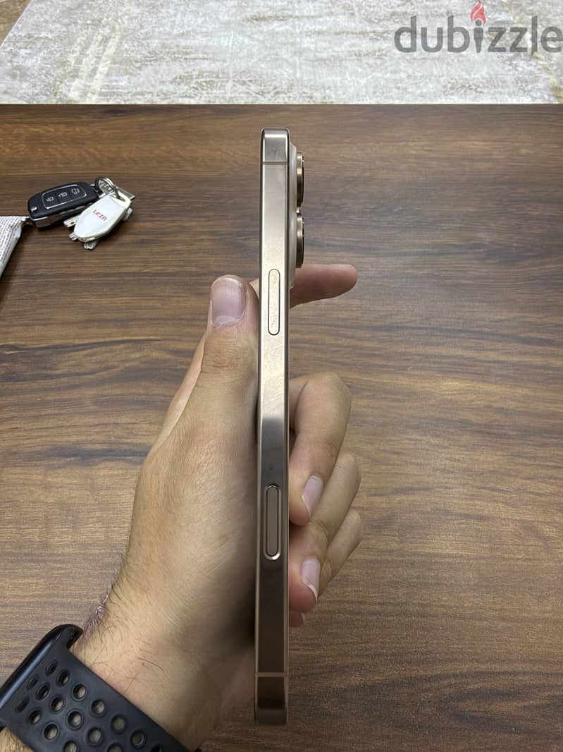 Apple - iPhone 16 Pro Max 1