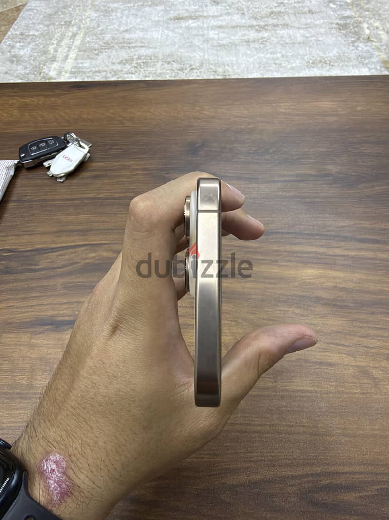 Apple - iPhone 16 Pro Max 6