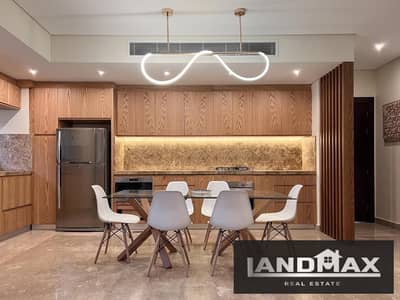 شقة فندقية ارضي بجارن للايجار | مفروشة كامل بتصميم الترا مودرن | اول سكن موقعها مميز كمبوند ليك فيو ريزيدنس بالقرب من الجامعة الامريكية