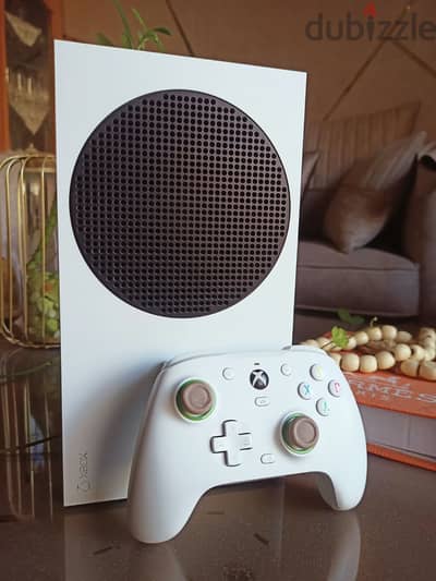 Xbox series s - used like new