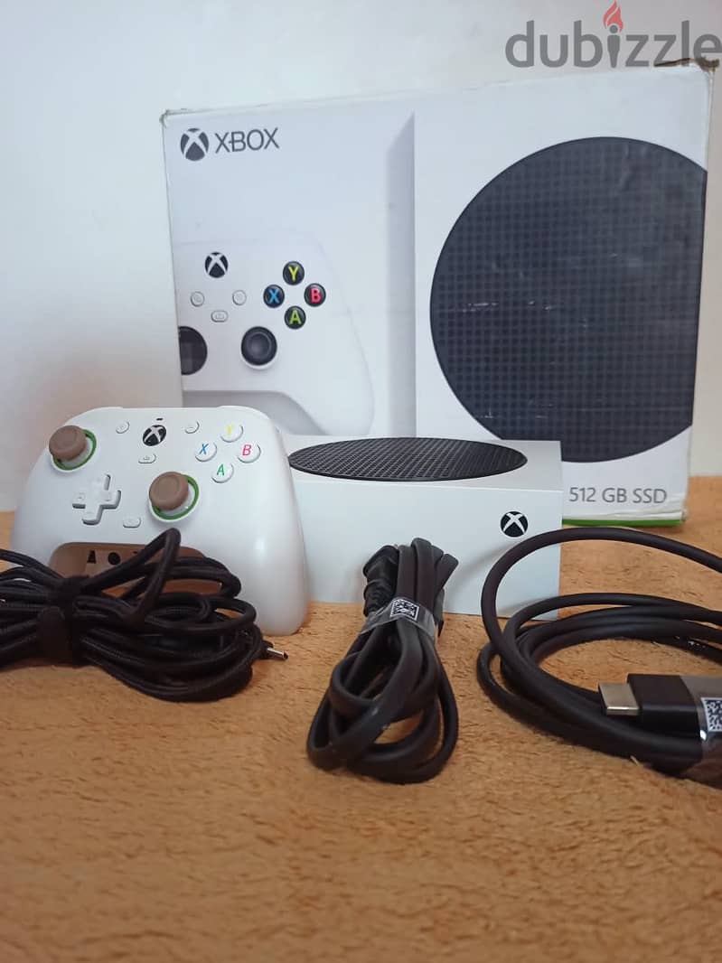 Xbox series s - used like new 1