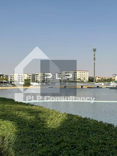 Apartment for rent, ready for immediate move-in, with high-end (super-lux) finishing, located in the Mivida Emaar compound, Fifth Settlement.