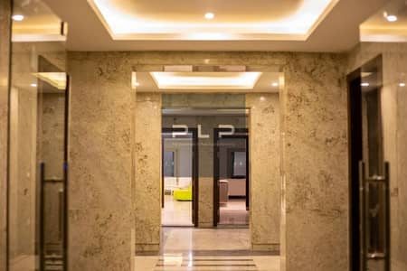 دوبلكس للايجار متشطب بالكامل بالمطبخ والتكييفات في كمبوند جاليريا ريزيدنس التجمع الخامس Galleria Residence