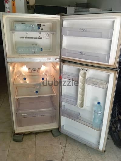 تلاجه ايديال زانوسي العبد 16 قدم نوفروست