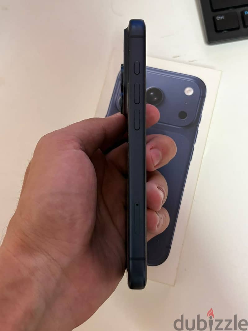 Apple - iPhone 17 Pro 2
