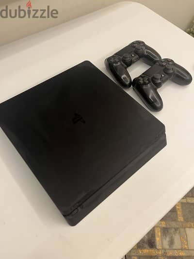 Play Station 4