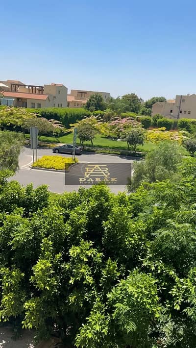 For sale apartment 265m in a very prime location inside Madinaty with a direct view of the villas and near Madinaty Club