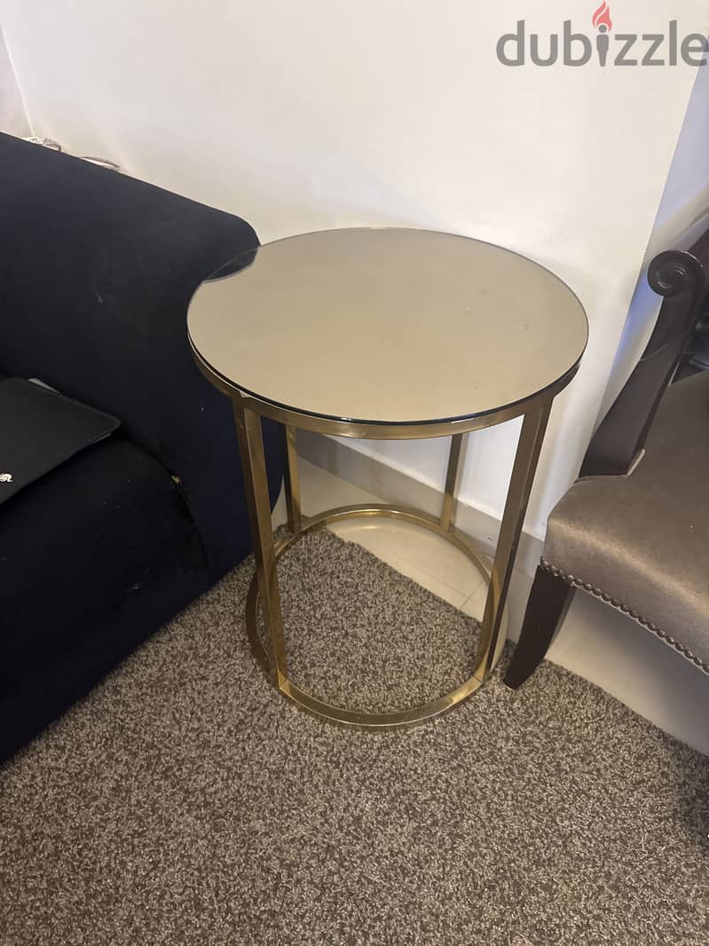 4 Center and side tables 2