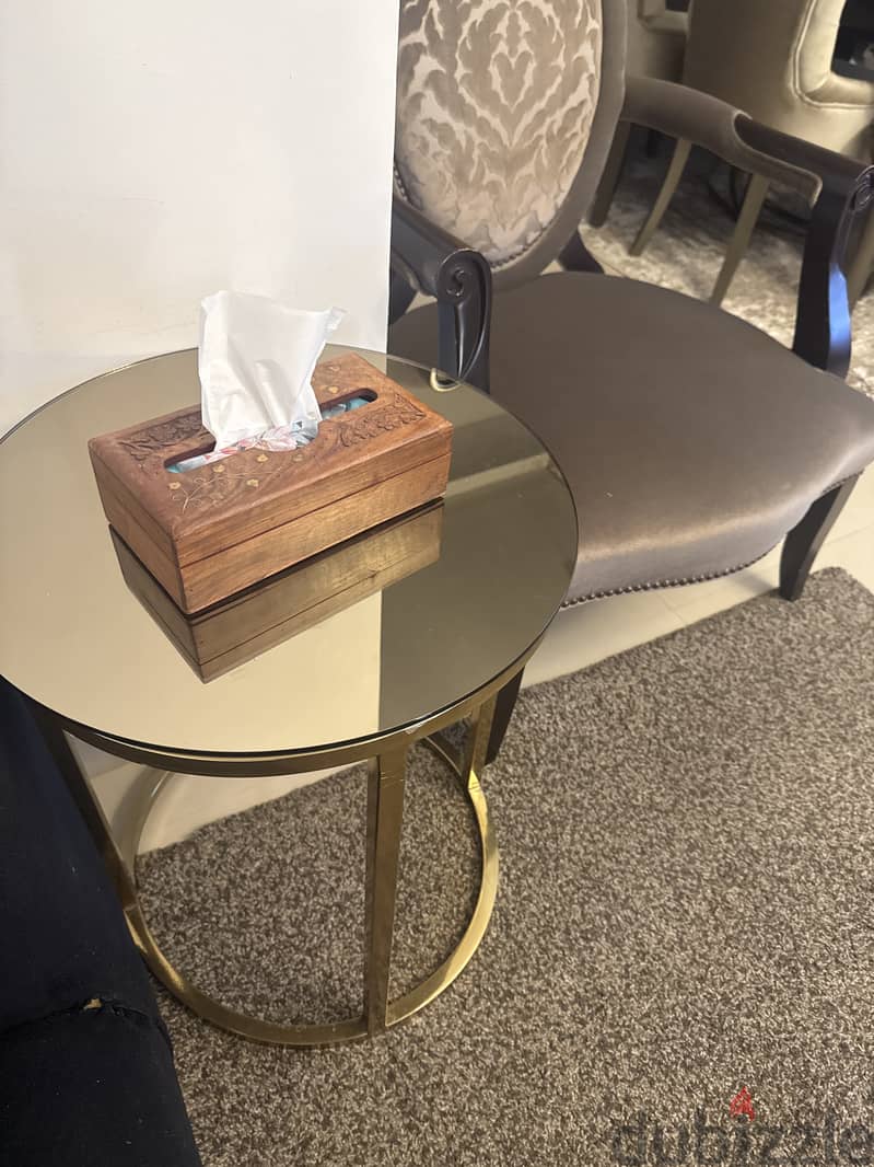 4 Center and side tables 3