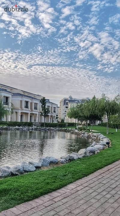 شقة متشطبة بالكامل للبيع في ماونتن فيو mountain view امام مكتب النائب العام في التجمع وبالقرب من ميفيدا و هايد بارك القاهرة الجديدة و AUC