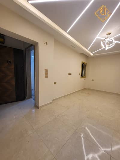 Ultra-super-lux apartment for sale in a prime location in Dokki, close to all amenities and services. Ultra-super-lux apartment for sale in a prime location in Dokki, close to all amenities and services.