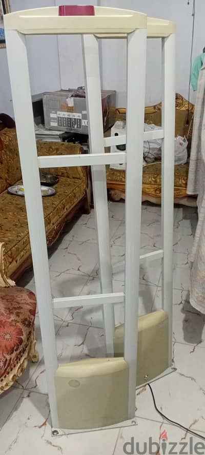 جهاز انزار ملابس