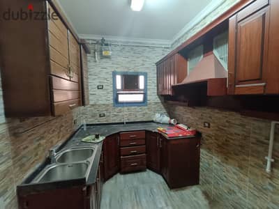 Apartment for rent in the sixth district with kitchen and natural gas