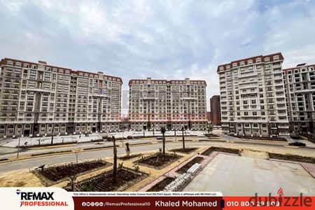 Prime Location near to All Services Fully Finished Apartment for Sale in Sawary