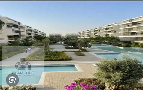 Luxury Fully Furnished 2BR Ground Apartment with Garden for Rent in Lake View Residences