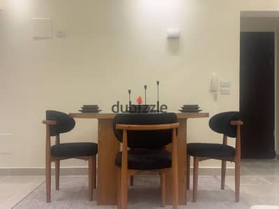 Spacious Flat for Rent | Prime Location & Great Amenities! Modern Design, Close to All Services. Ready to Move In. Contact Us for Viewing! ()